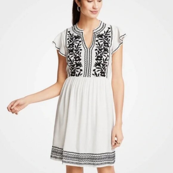 Ann Taylor Embroidered Dress - Picture 1 of 5